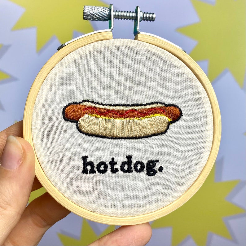 Minimalist Hot Dog 3-inch Embroidery Hoop Decor