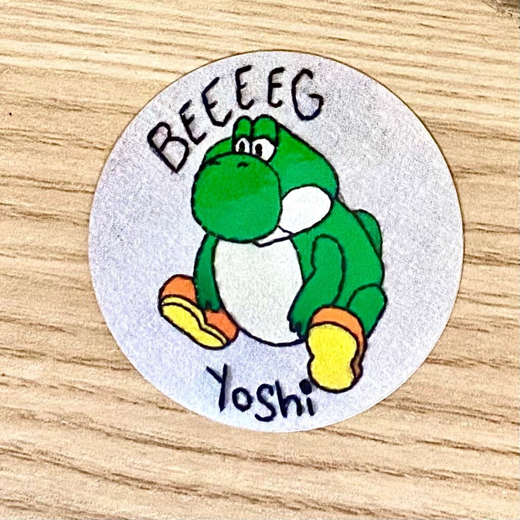 Yoshi buff Sticker Super Mario 